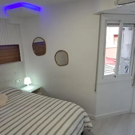 Port 1 Apartment *