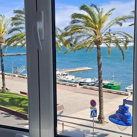 Port 1 * Tarragona